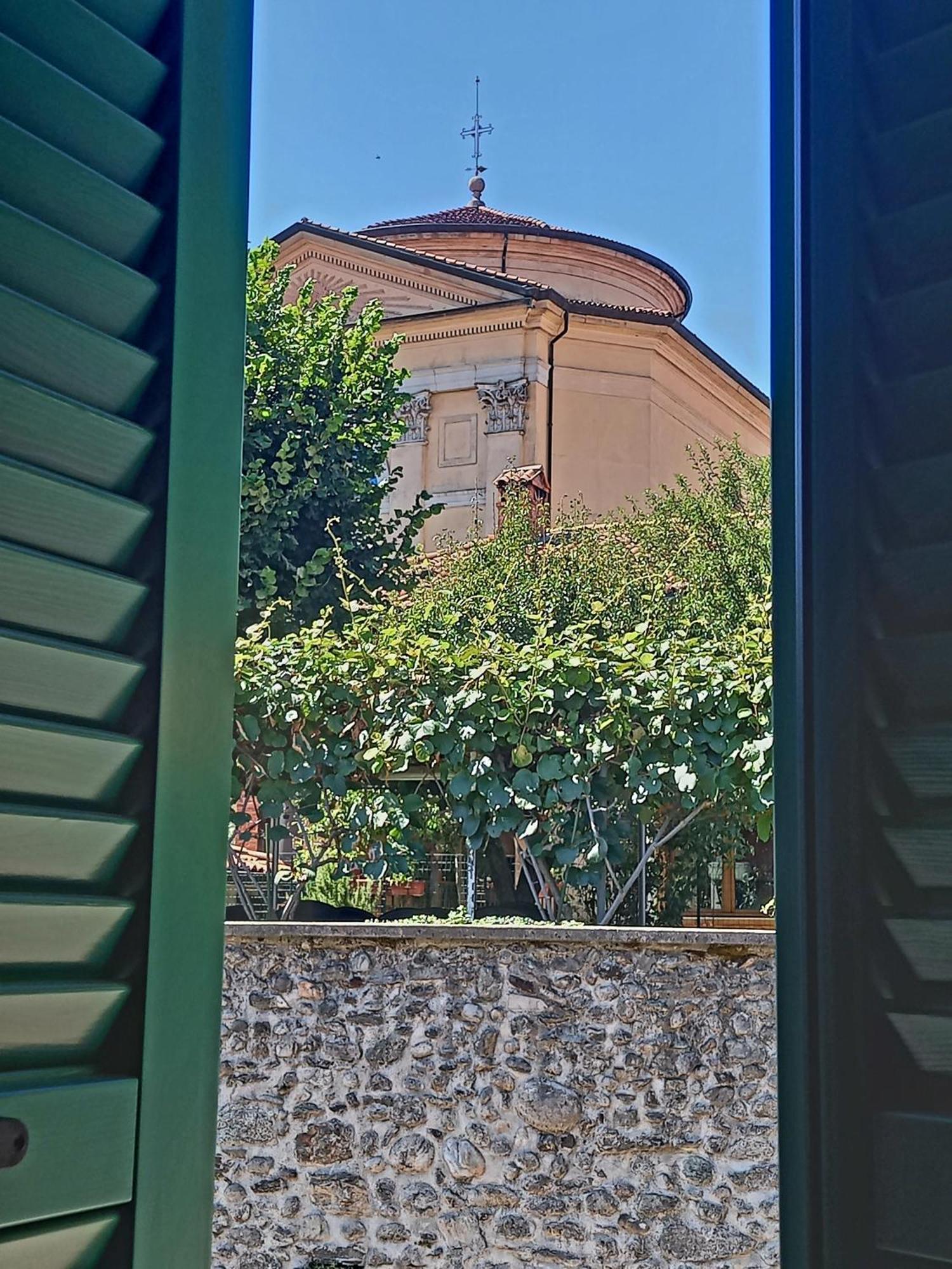 Carlito'S Trattoria Con Alloggio Vertemate Quarto foto